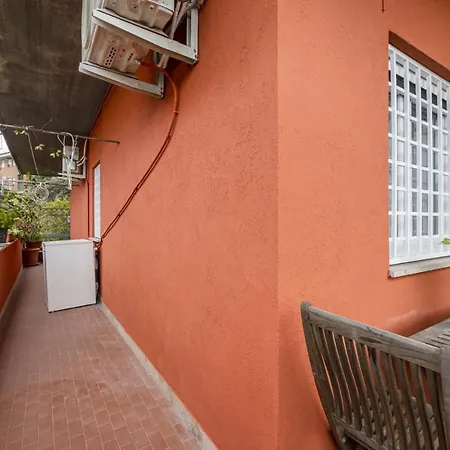 Luminoso Con Terrazzo A La Storta